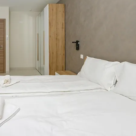 Quaint, Ground Floor 2 Bed 2 Bath - Close To St Julians Swieqi And Sliema * Pembroke