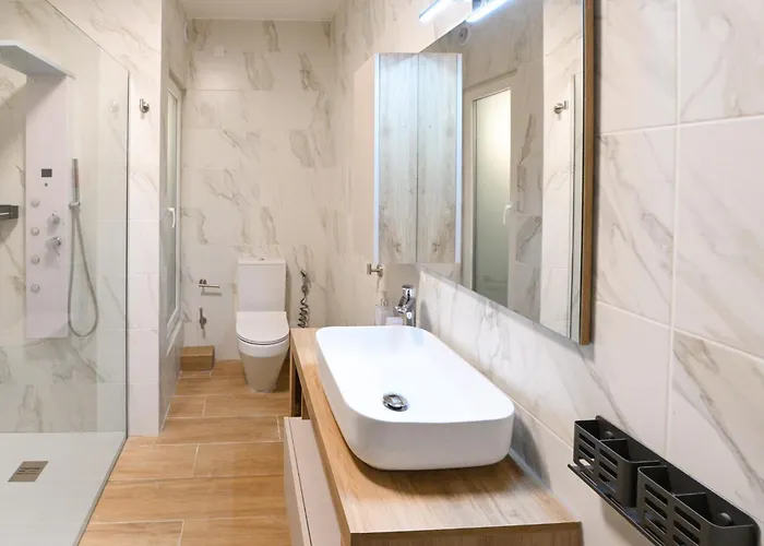 Quaint, Ground Floor 2 Bed 2 Bath - Close To St Julians Swieqi And Sliema * Pembroke